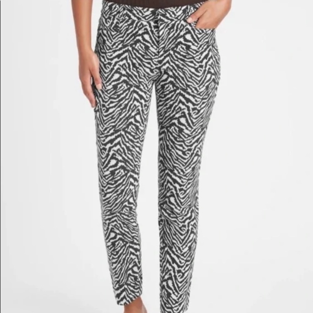 Banana Republic Sloan Zebra Skinny Pants Size 2